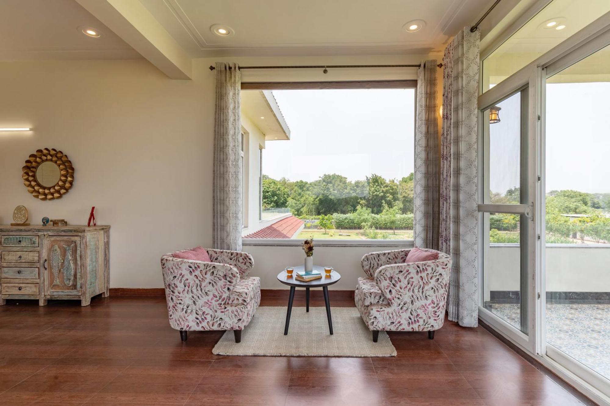 Alaya Stays Raga 2Bhk Farmstay With An Entertainment Lounge Sohna エクステリア 写真