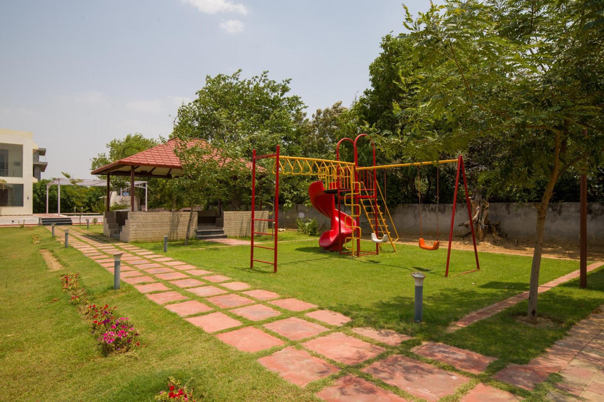 Alaya Stays Raga 2Bhk Farmstay With An Entertainment Lounge Sohna エクステリア 写真